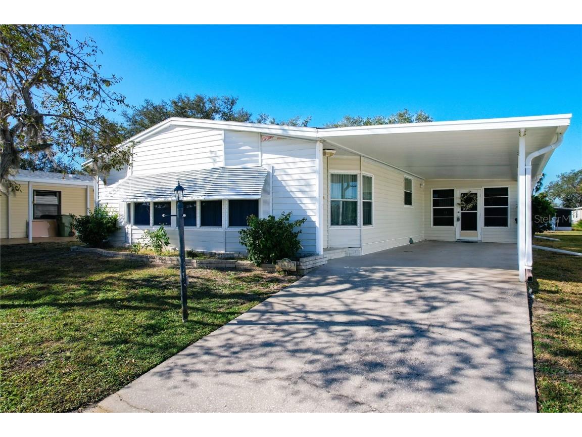 6633 Westchester Drive NE Winter Haven FL 33881 - LAKE HENRY P4933068 image1