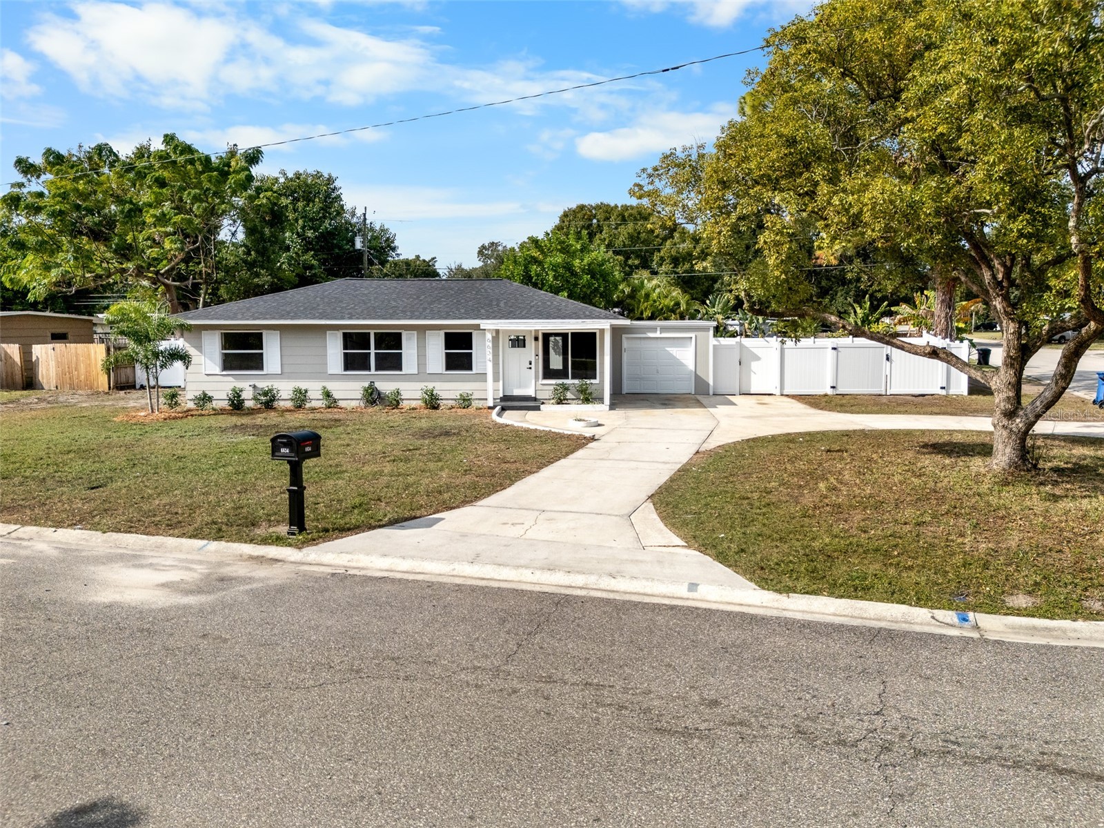 6634 13th Street N Saint Petersburg FL 33702 TB8457158 image1