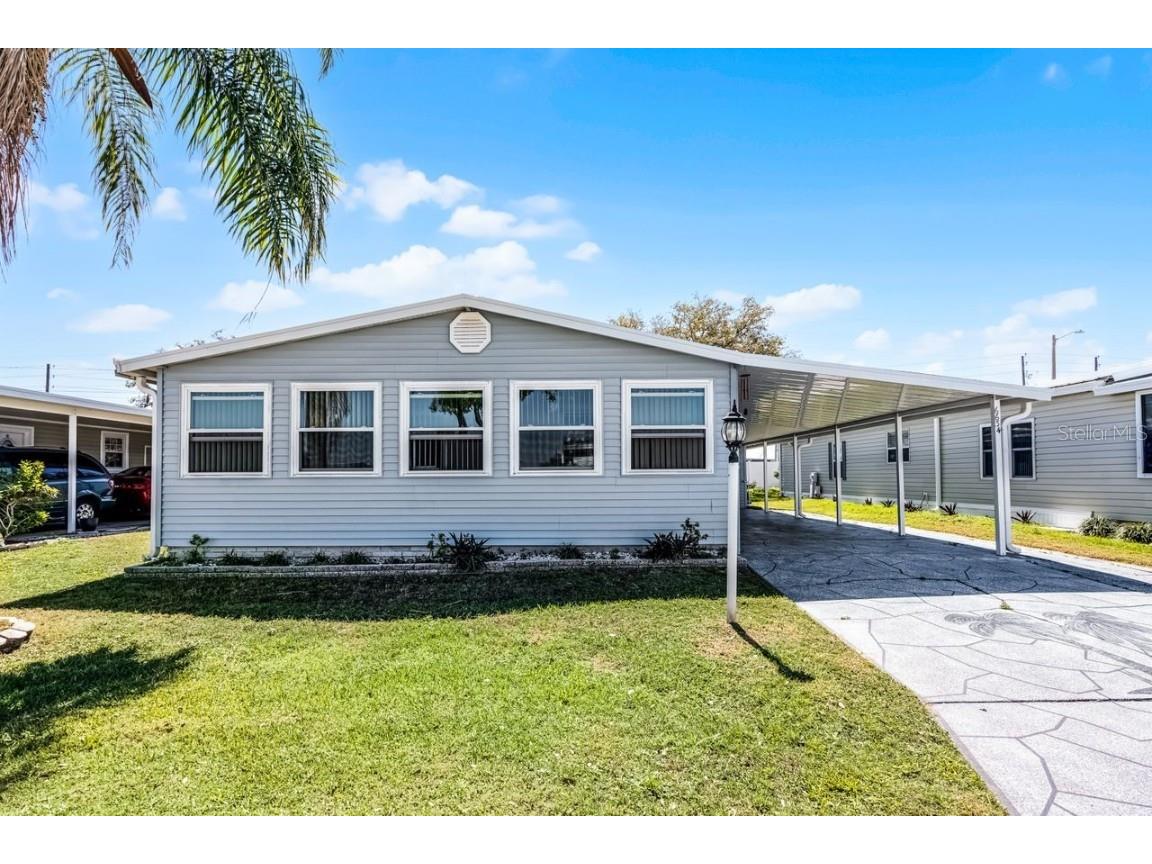6634 Princeton Drive NE Winter Haven FL 33881 - LAKE HENRY L4951389 image1