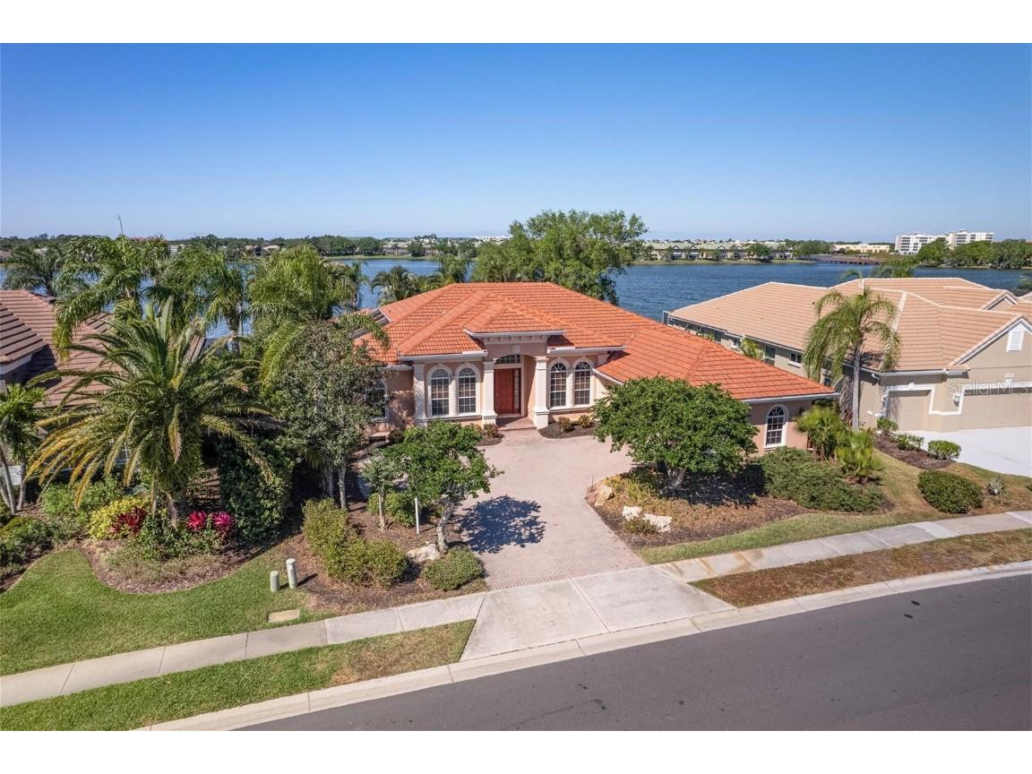 6634 Windjammer Place Lakewood Ranch FL 34202 A4560664 image1