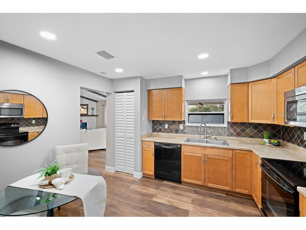 6635 Brentford Road Sarasota FL 34241 A4679631 image14
