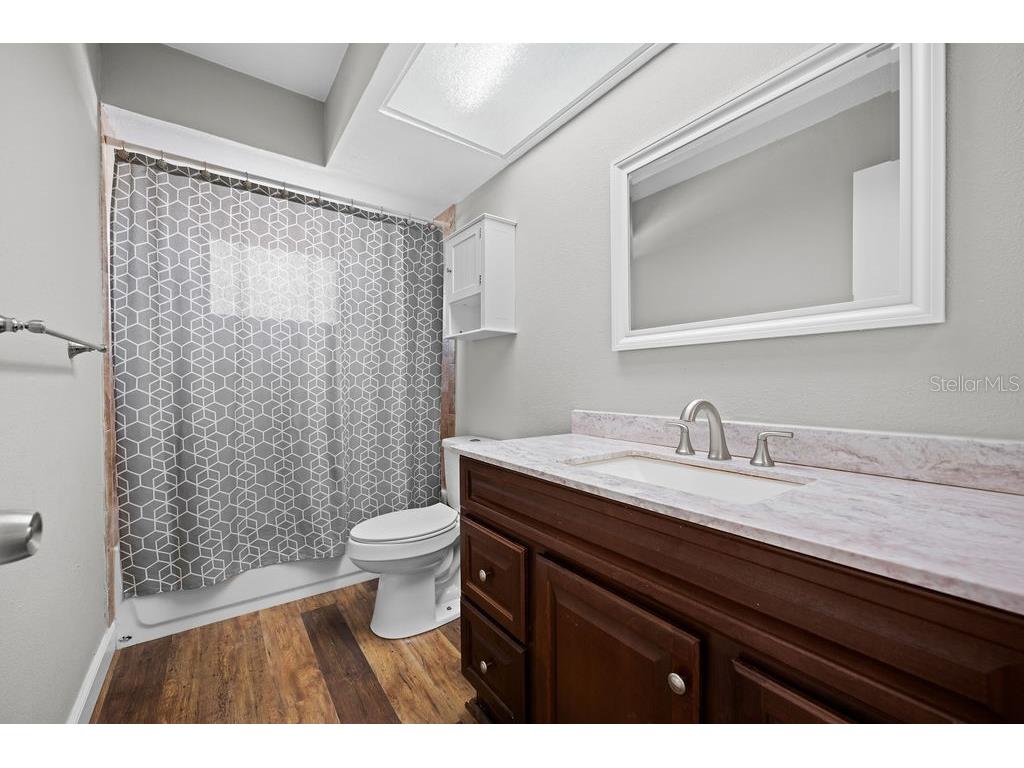 6635 Brentford Road Sarasota FL 34241 A4679631 image20