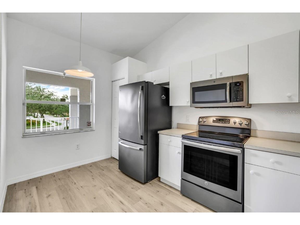 6635 Huntington Lakes Circle #202 Naples FL 34119 A4665685 image5