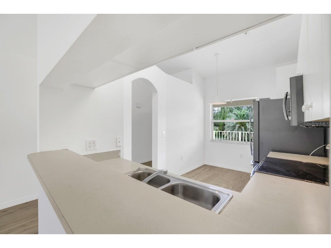 6635 Huntington Lakes Circle #202 Naples FL 34119 A4665685 image8