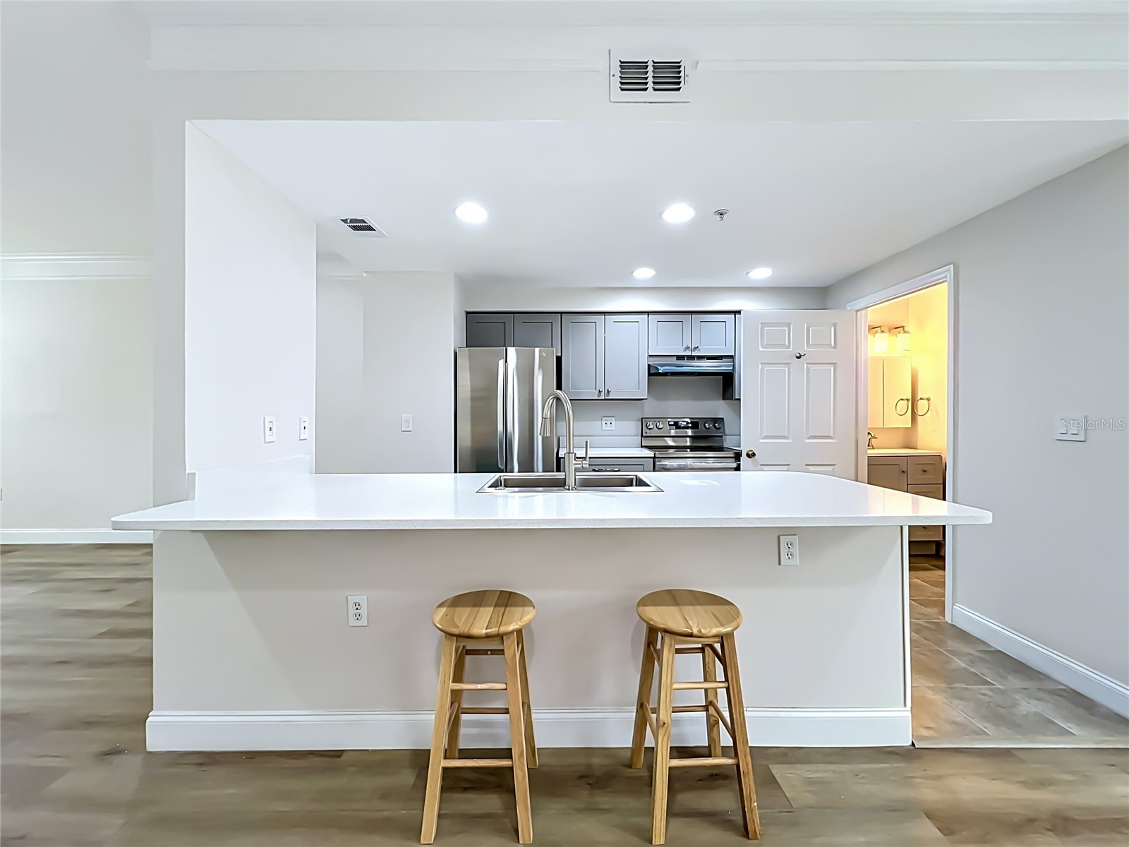 6635 Time Square Avenue #101 Orlando FL 32835 O6405490 image8