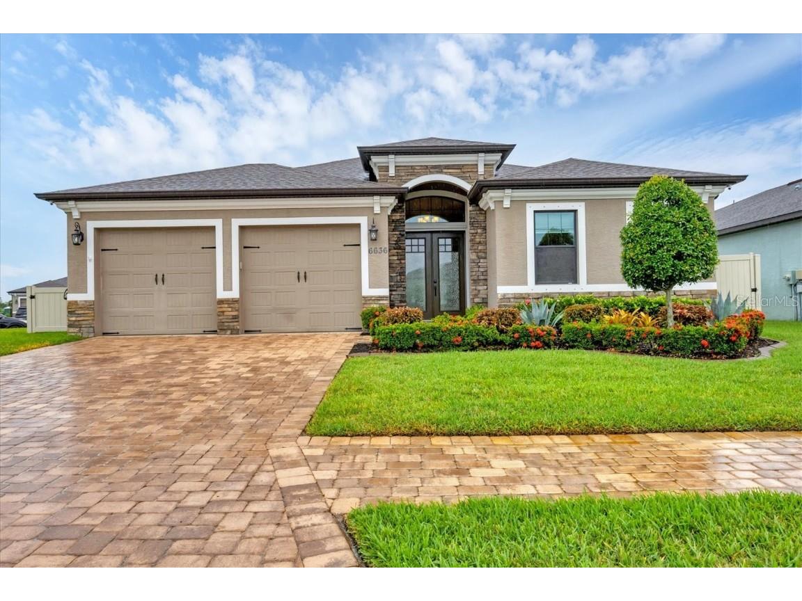 6636 35th Court E Sarasota FL 34243 A4654699 image2