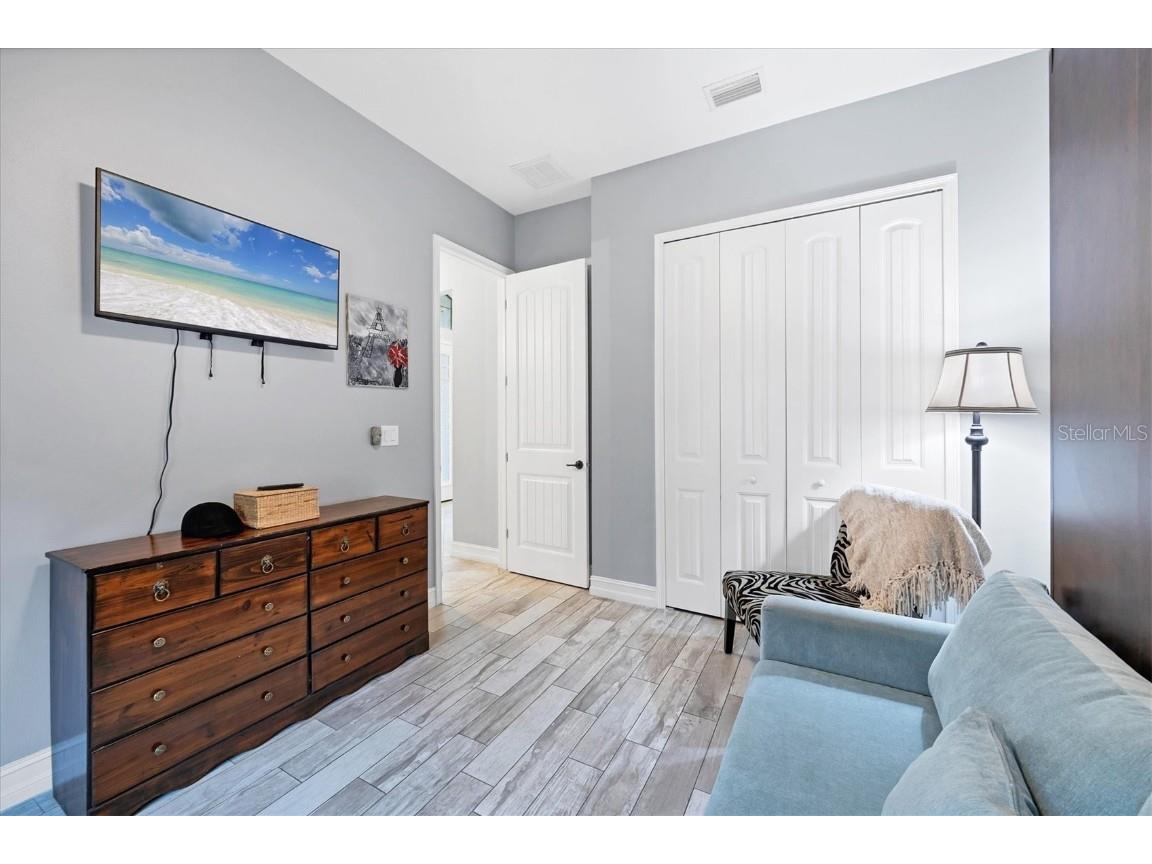 6636 35th Court E Sarasota FL 34243 A4654699 image31