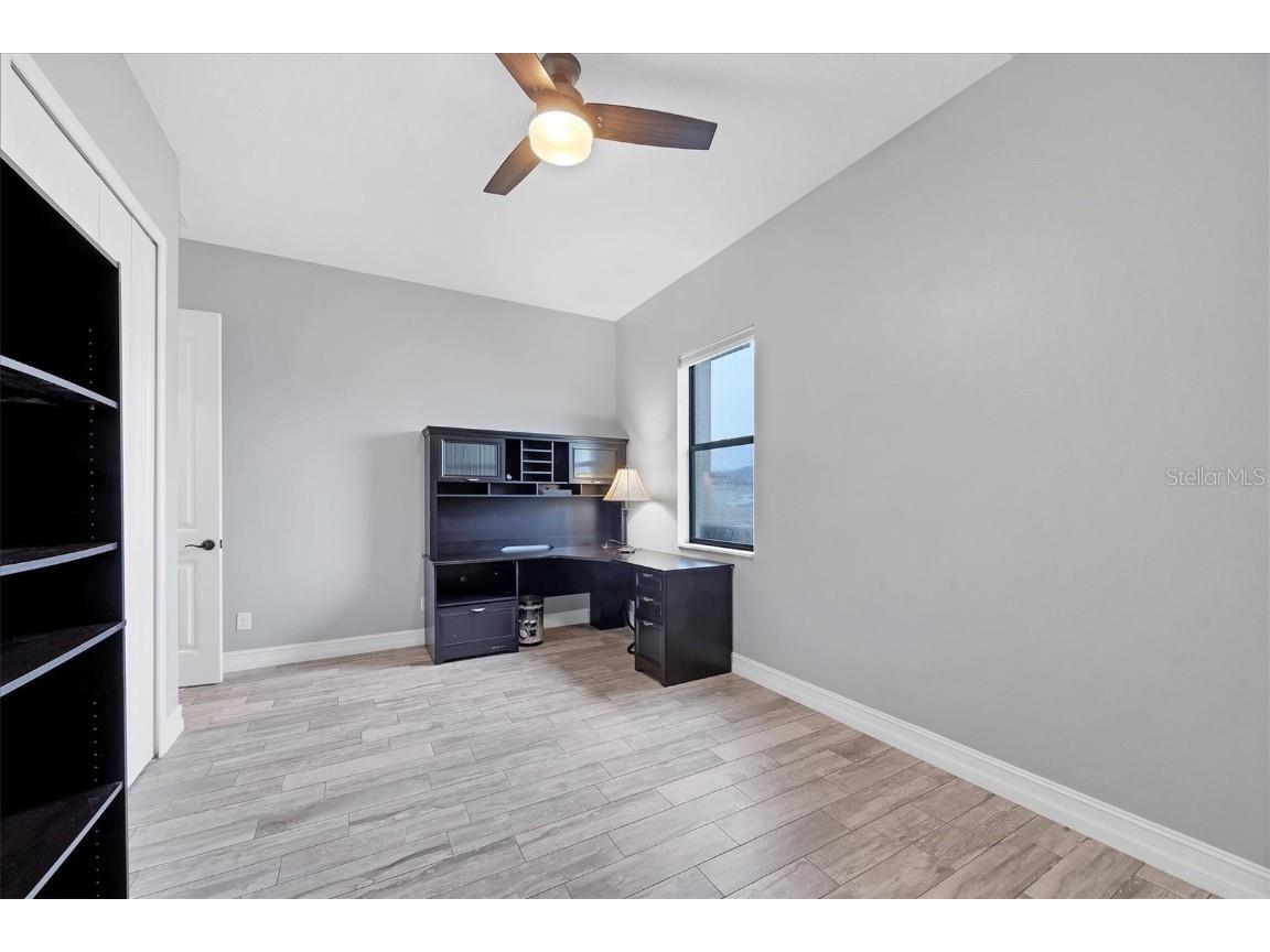 6636 35th Court E Sarasota FL 34243 A4654699 image34