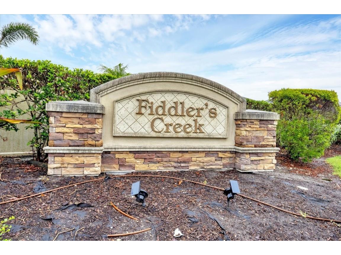 6636 35th Court E Sarasota FL 34243 A4654699 image39