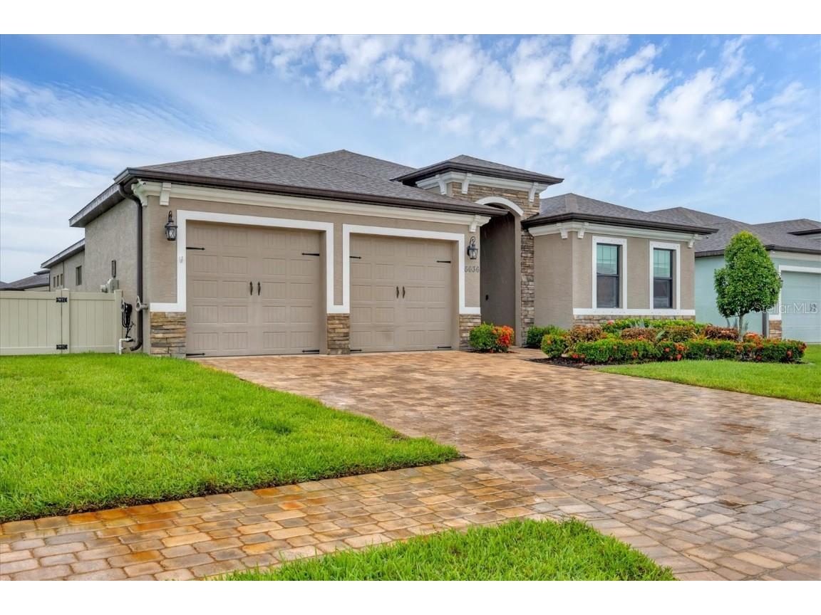 6636 35th Court E Sarasota FL 34243 A4654699 image4