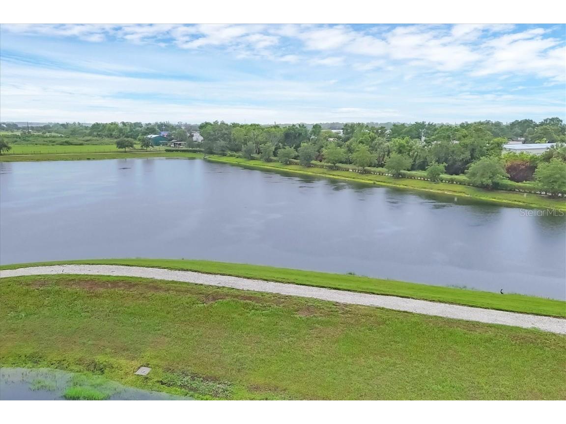 6636 35th Court E Sarasota FL 34243 A4654699 image43