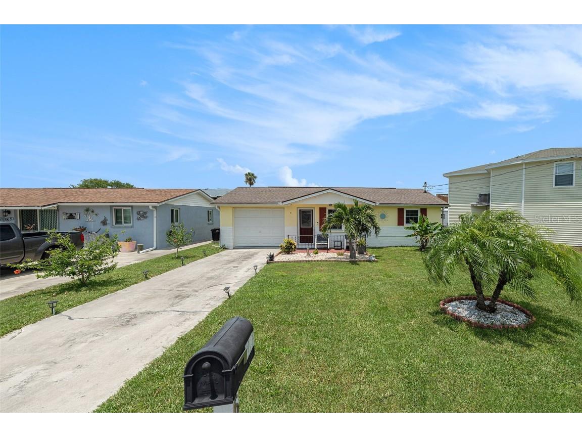 6637 Boatyard Drive Hudson FL 34667 T3511523 image1