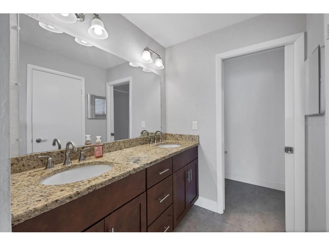 6637 Bowline Drive Sarasota FL 34231 A4645330 image22