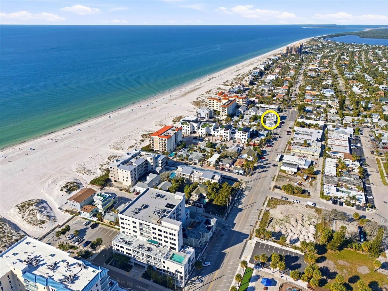 664 Mandalay Avenue Clearwater Beach FL 33767 TB8499839 image2