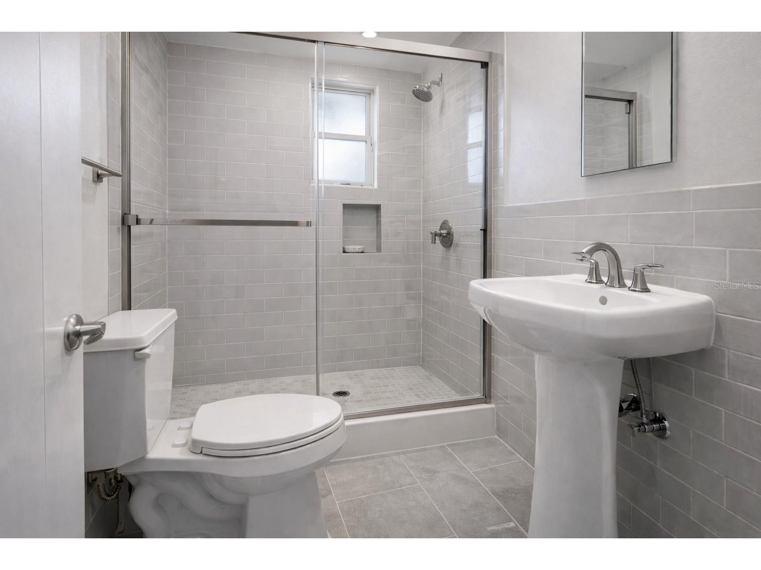 664 Mandalay Avenue Clearwater Beach FL 33767 TB8499839 image37