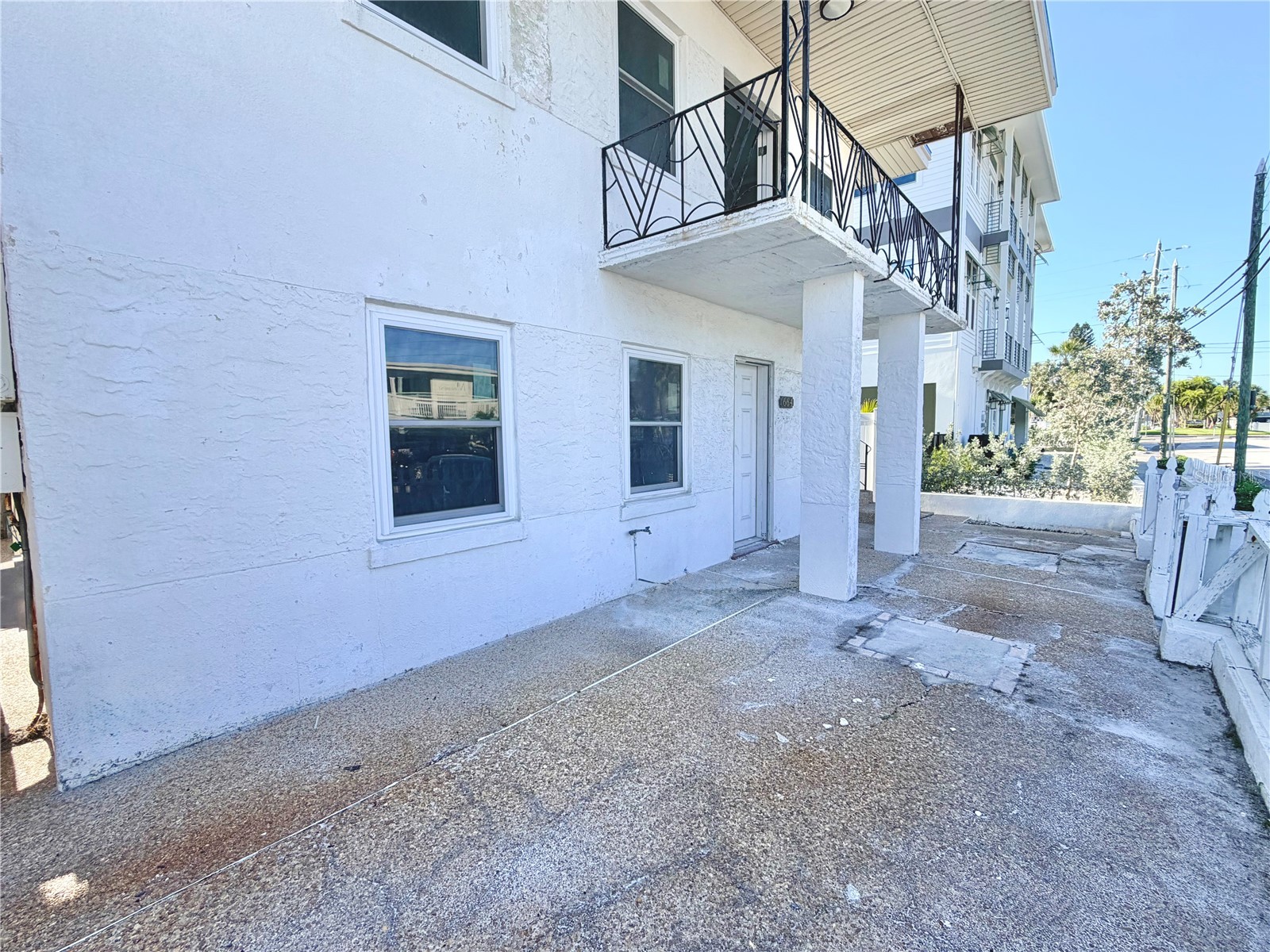 664 Mandalay Avenue Clearwater Beach FL 33767 TB8499839 image5