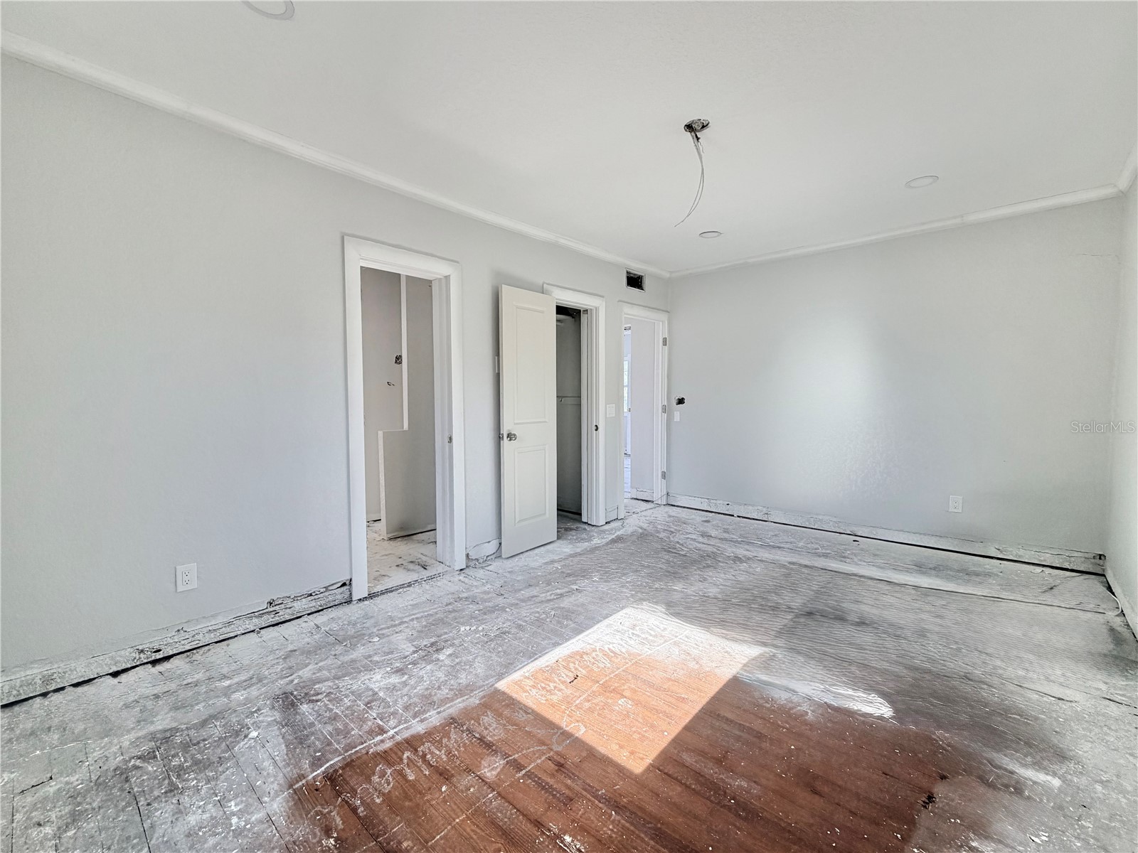 664 Mandalay Avenue Clearwater Beach FL 33767 TB8499845 image21