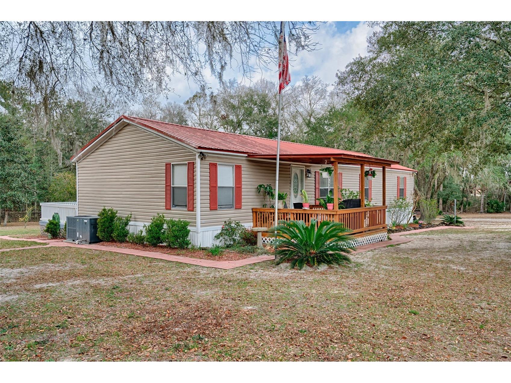 664 NE 748th Avenue Old Town FL 32680 TB8480847 image1