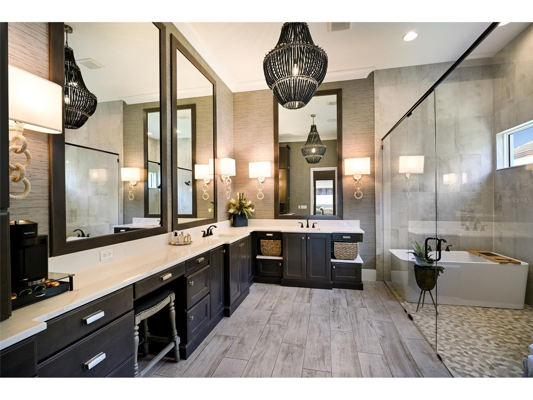 664 Regatta Way Bradenton FL 34208 A4686747 image68