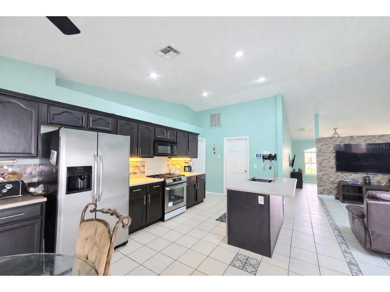 664 Reindeer Drive Poinciana FL 34759 TB8496242 image14