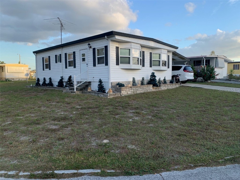 6640 Durian Trail New Port Richey FL 34653 W7871138 image1
