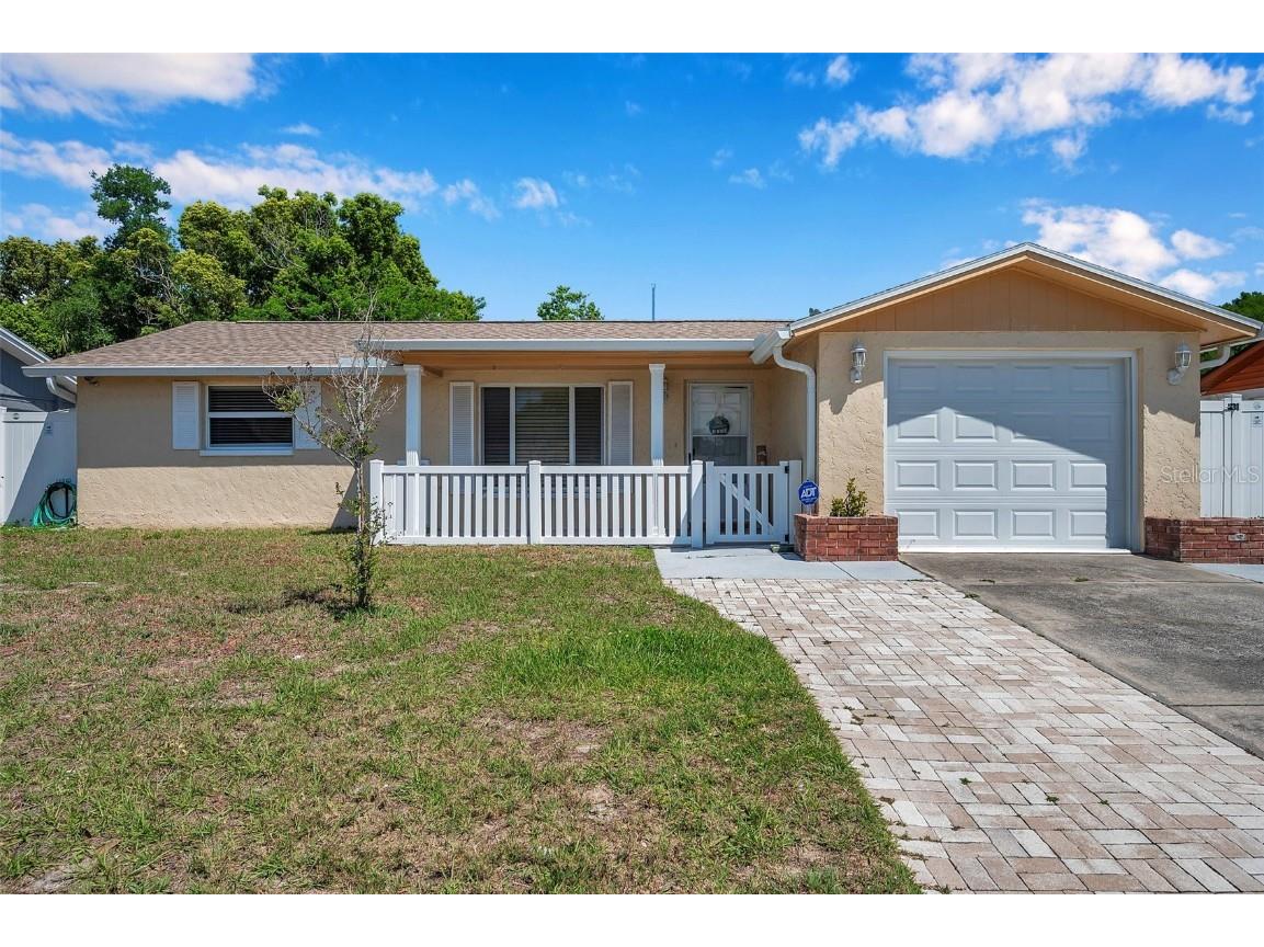 6641 Albemarle Parkway New Port Richey FL 34653 U8245632 image1