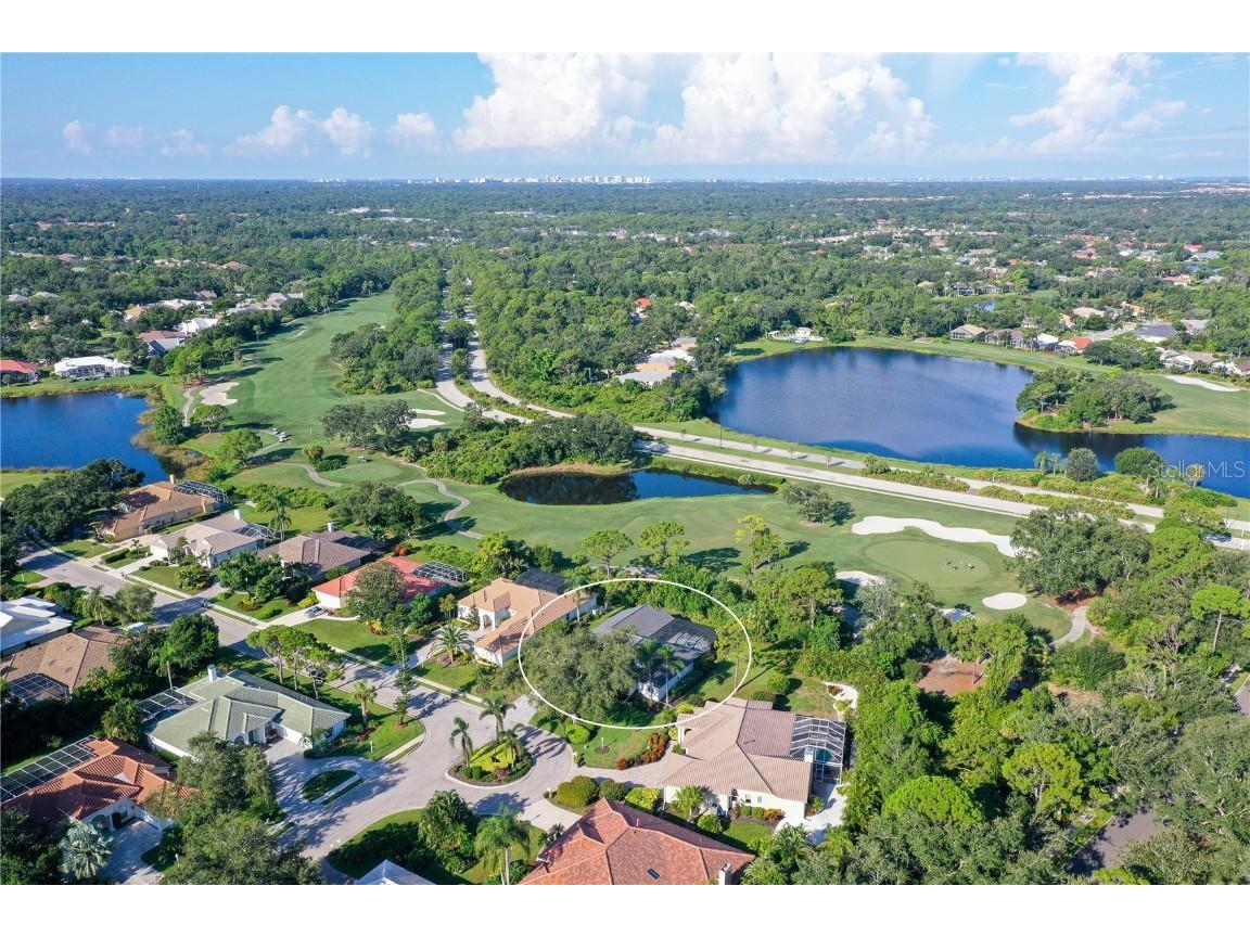 6641 St James Crossing University Park FL 34201 A4654609 image1