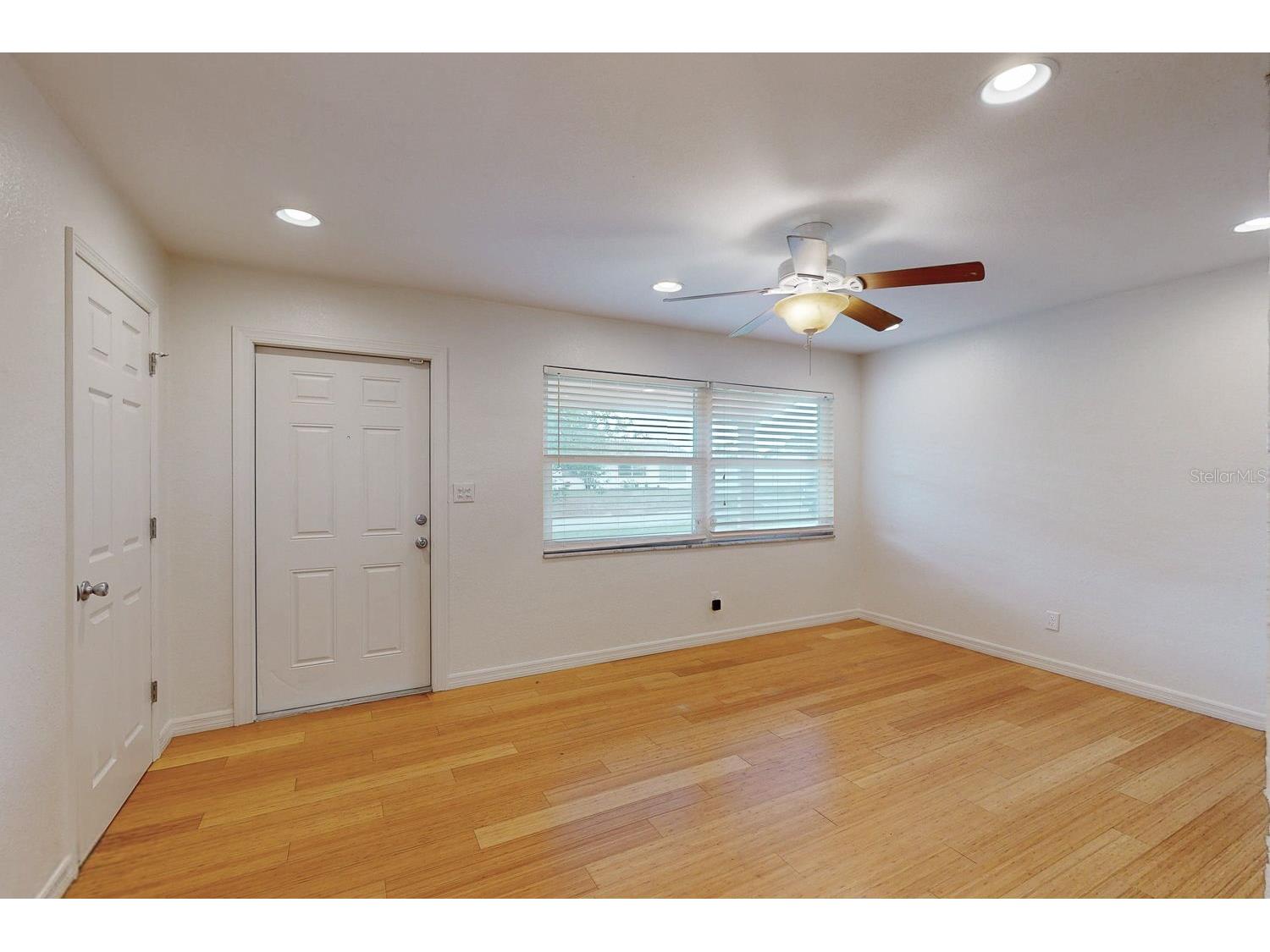 6642 27th Street N Saint Petersburg FL 33702 TB8495748 image19