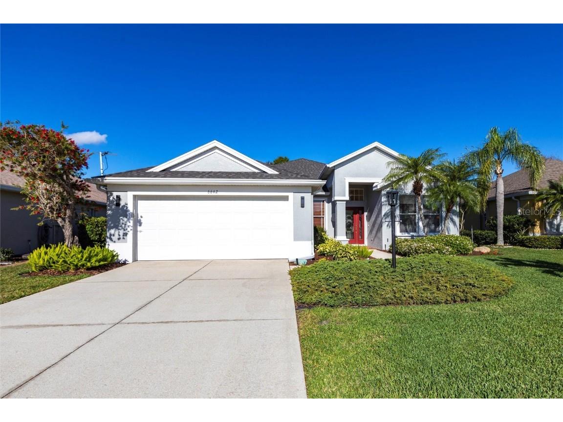 6642 Cheswick Street Sarasota FL 34243 A4643717 image1