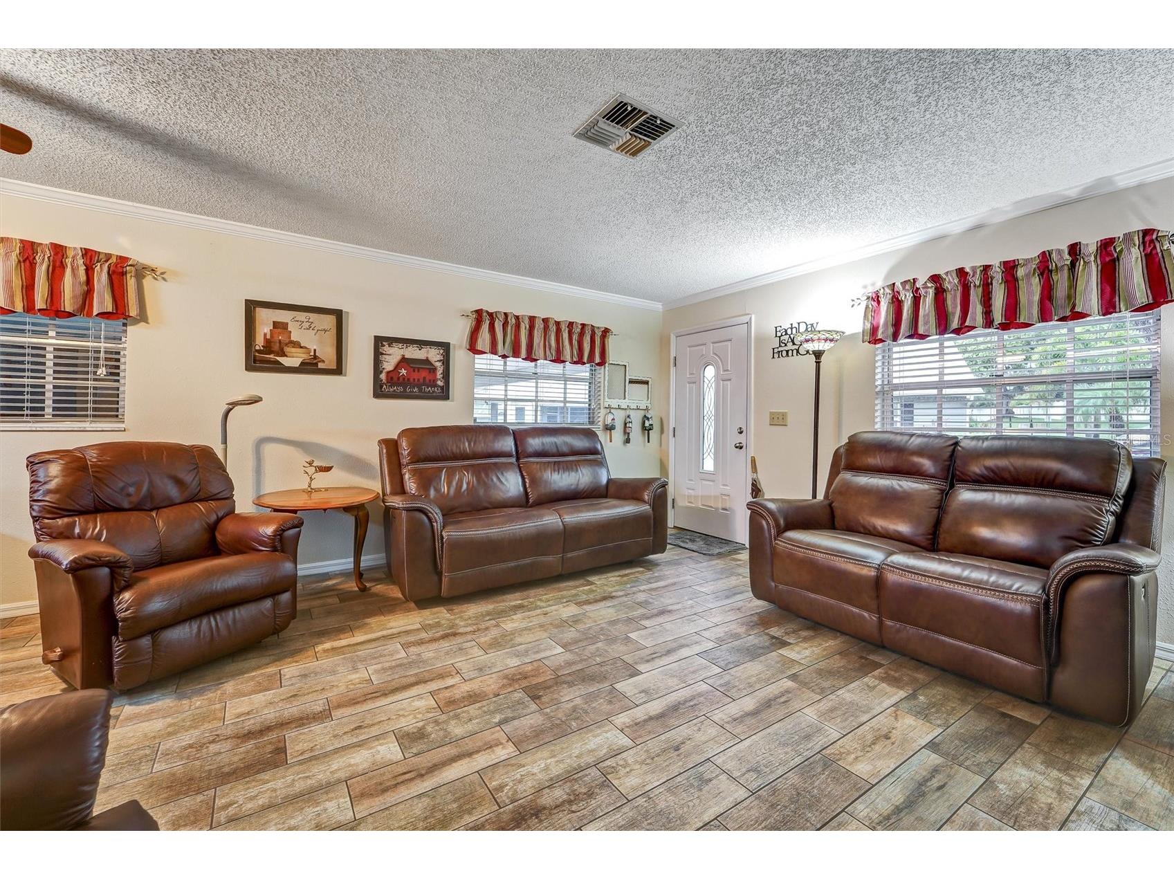 6642 Devonshire Lane New Port Richey FL 34653 TB8497523 image6