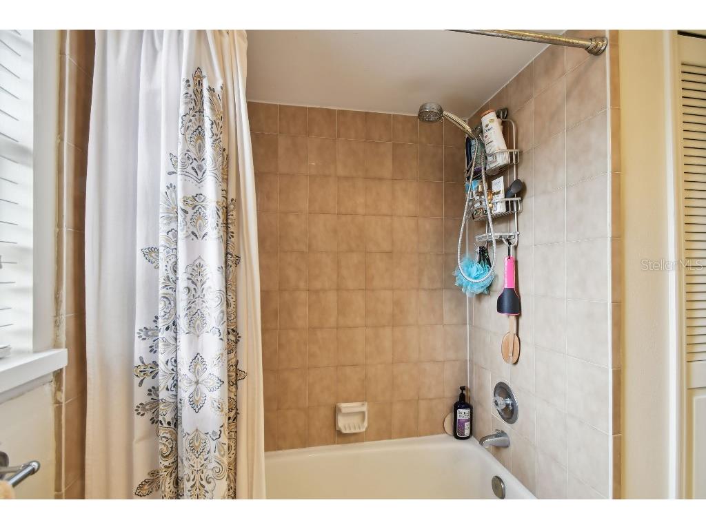 6642 Parson Brown Drive Orlando FL 32819 TB8400876 image30