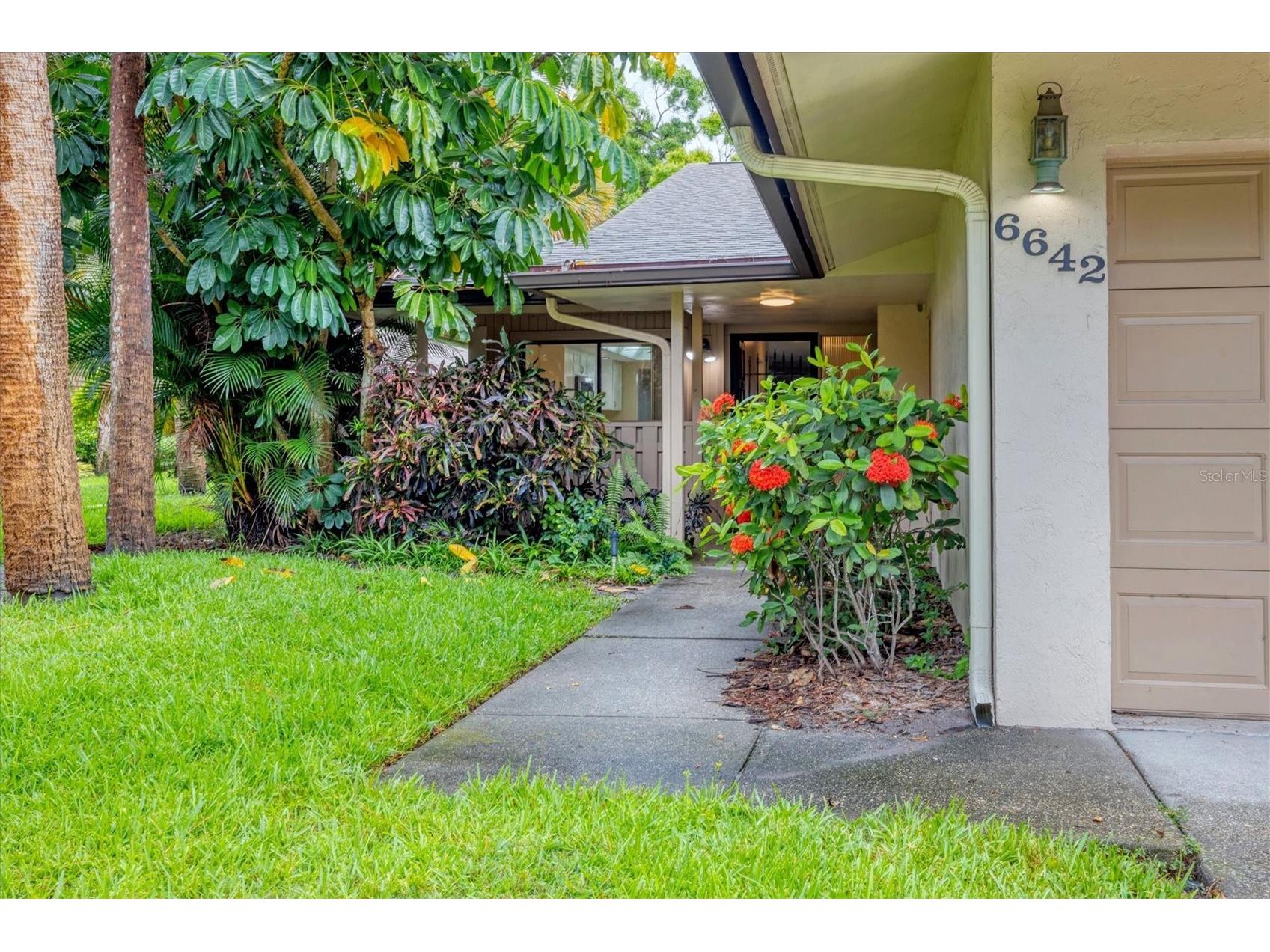 6642 Schooner Bay Circle #6642 Sarasota FL 34231 A4699123 image2