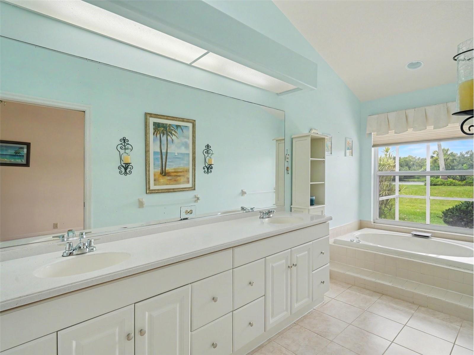 6643 Oakbrooke Circle Bradenton FL 34202 A4695288 image11