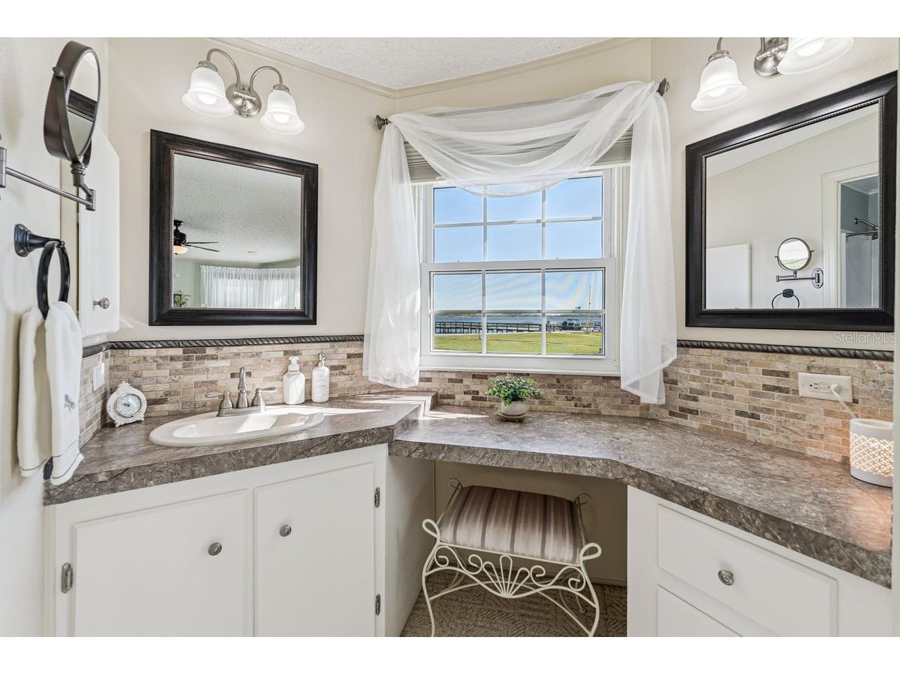 6643 Westchester Drive NE Winter Haven FL 33881 - LAKE HENRY L4960802 image21