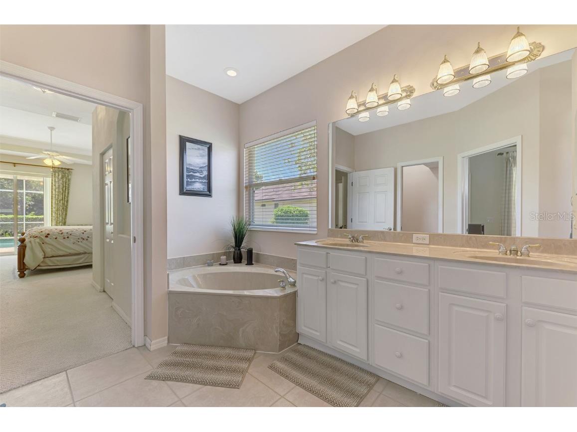 6644 Butlers Crest Drive Bradenton FL 34203 A4657520 image35