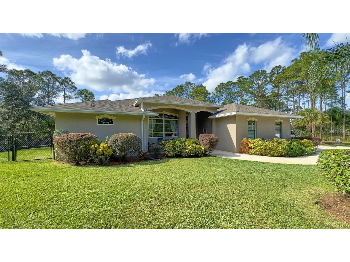 6644 Lantana Drive Lake Wales FL 33898 - LAKE WALK IN WATER J970594 image1