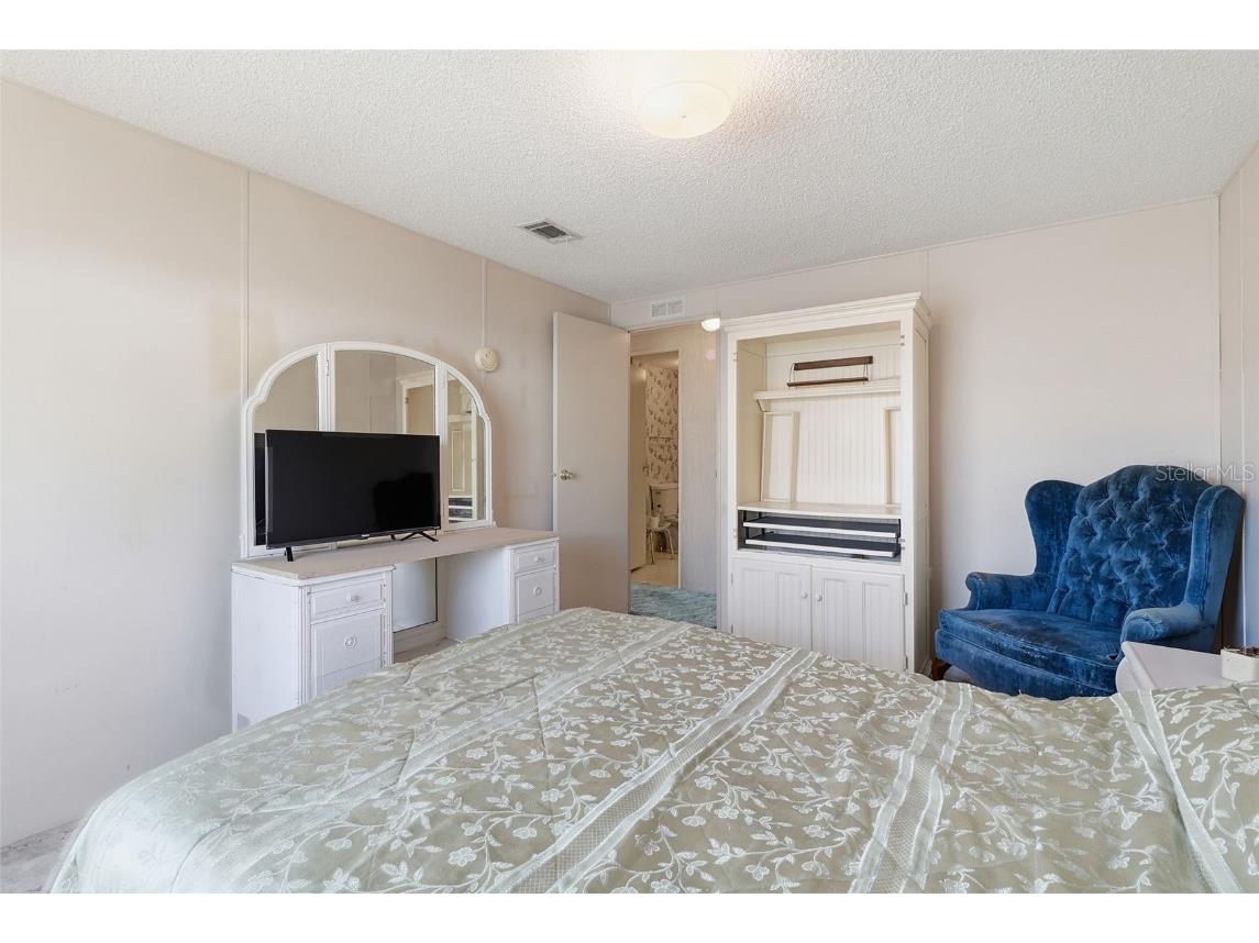 6644 Princeton Drive NE Winter Haven FL 33881 - LAKE HENRY L4958289 image16