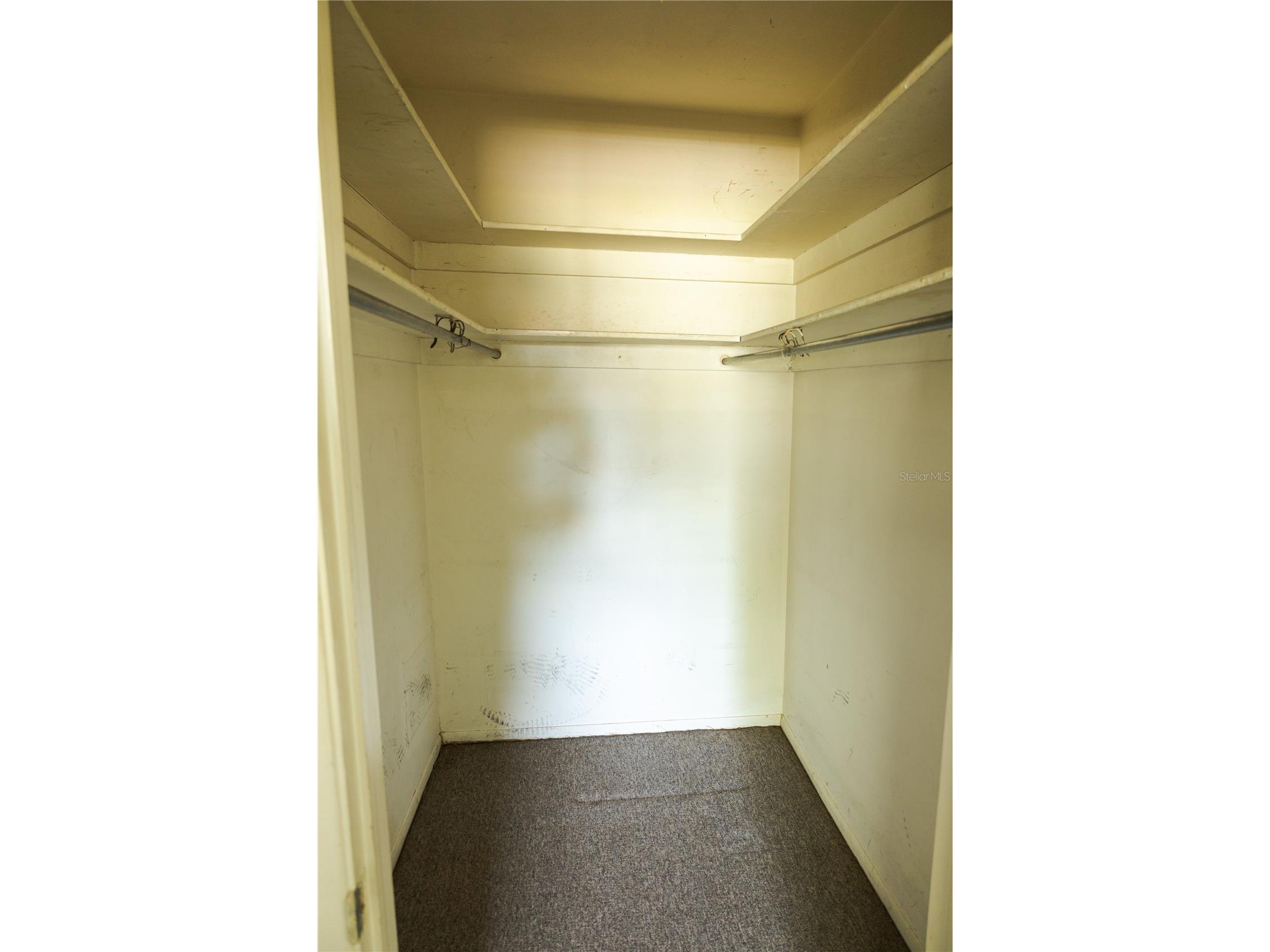 6645 1st Avenue N #103 Saint Petersburg FL 33710 TB8498293 image4