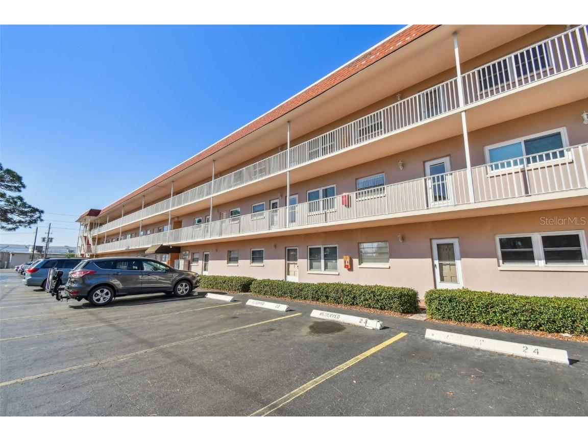 6645 1st Avenue N #107 Saint Petersburg FL 33710 TB8351212 image1