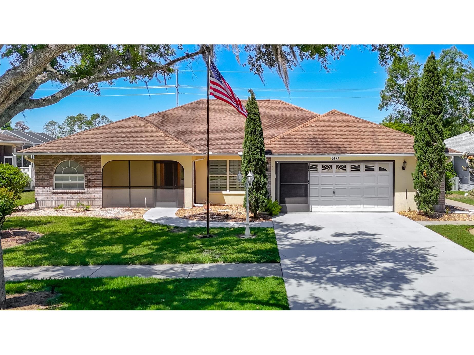 6645 Northlake Drive Zephyrhills FL 33542 TB8496605 image1