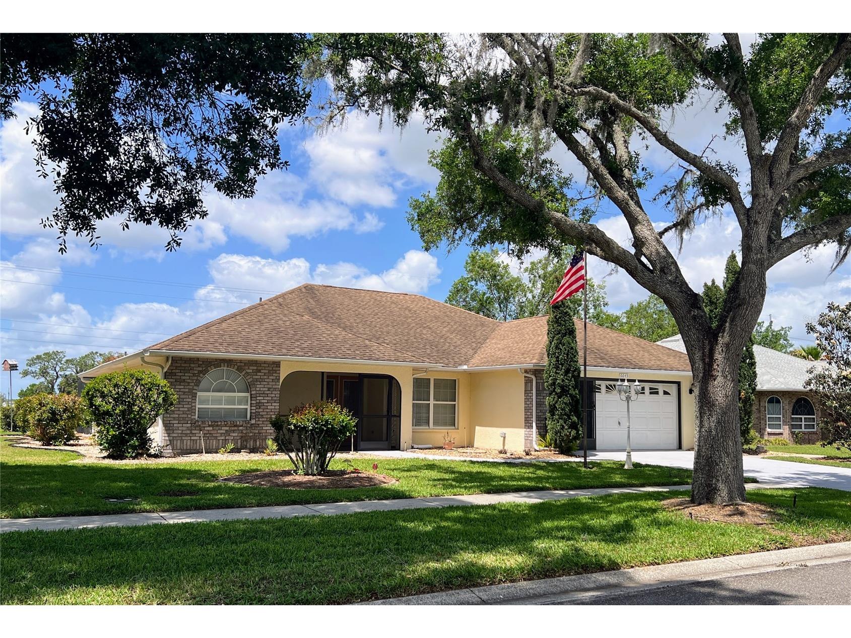6645 Northlake Drive Zephyrhills FL 33542 TB8496605 image41