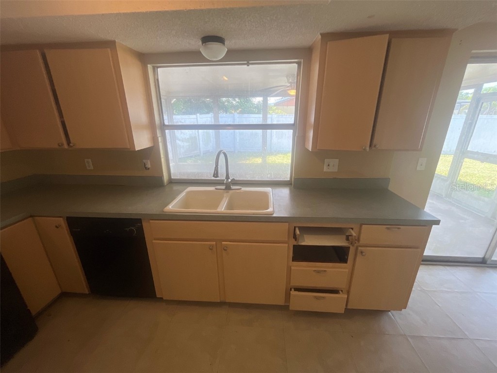 6646 Albemarle Parkway New Port Richey FL 34653 O6331957 image3