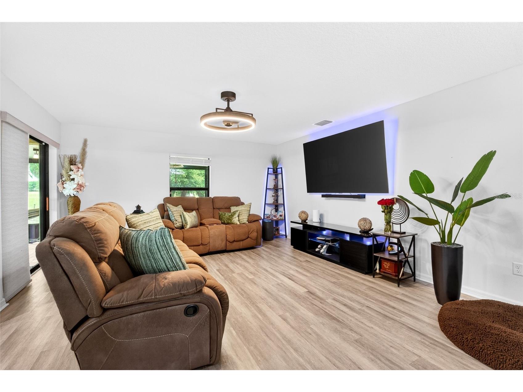 6647 Redbay Drive Brooksville FL 34602 TB8508497 image36