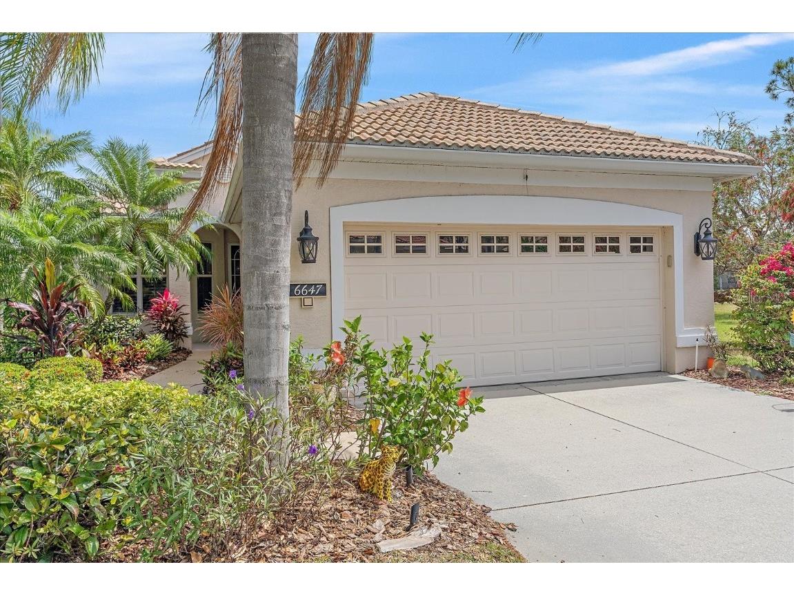 6647 Tailfeather Way Bradenton FL 34203 A4566421 image1