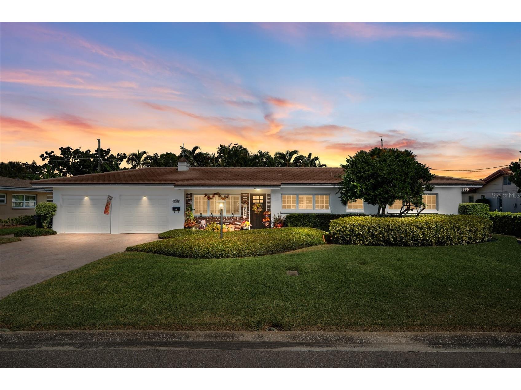 6649 10th Avenue N Saint Petersburg FL 33710 TB8441400 image1