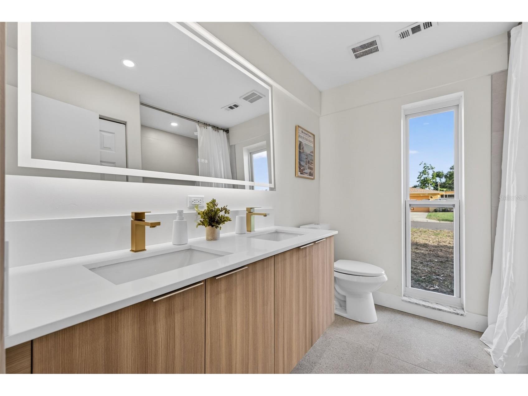 6649 Pinellas Point Drive S Saint Petersburg FL 33712 A4690826 image23