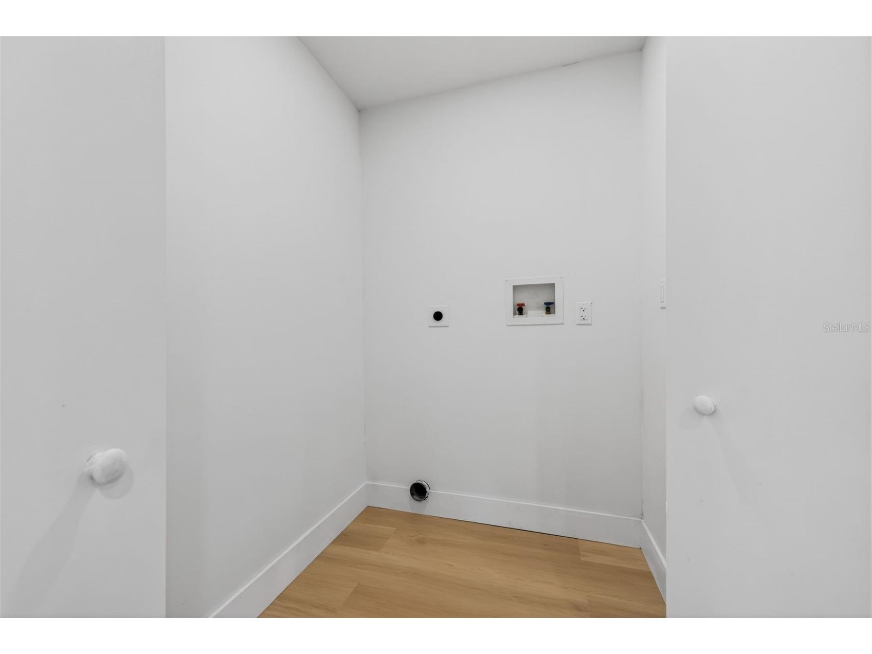 6649 Pinellas Point Drive S Saint Petersburg FL 33712 A4690826 image29