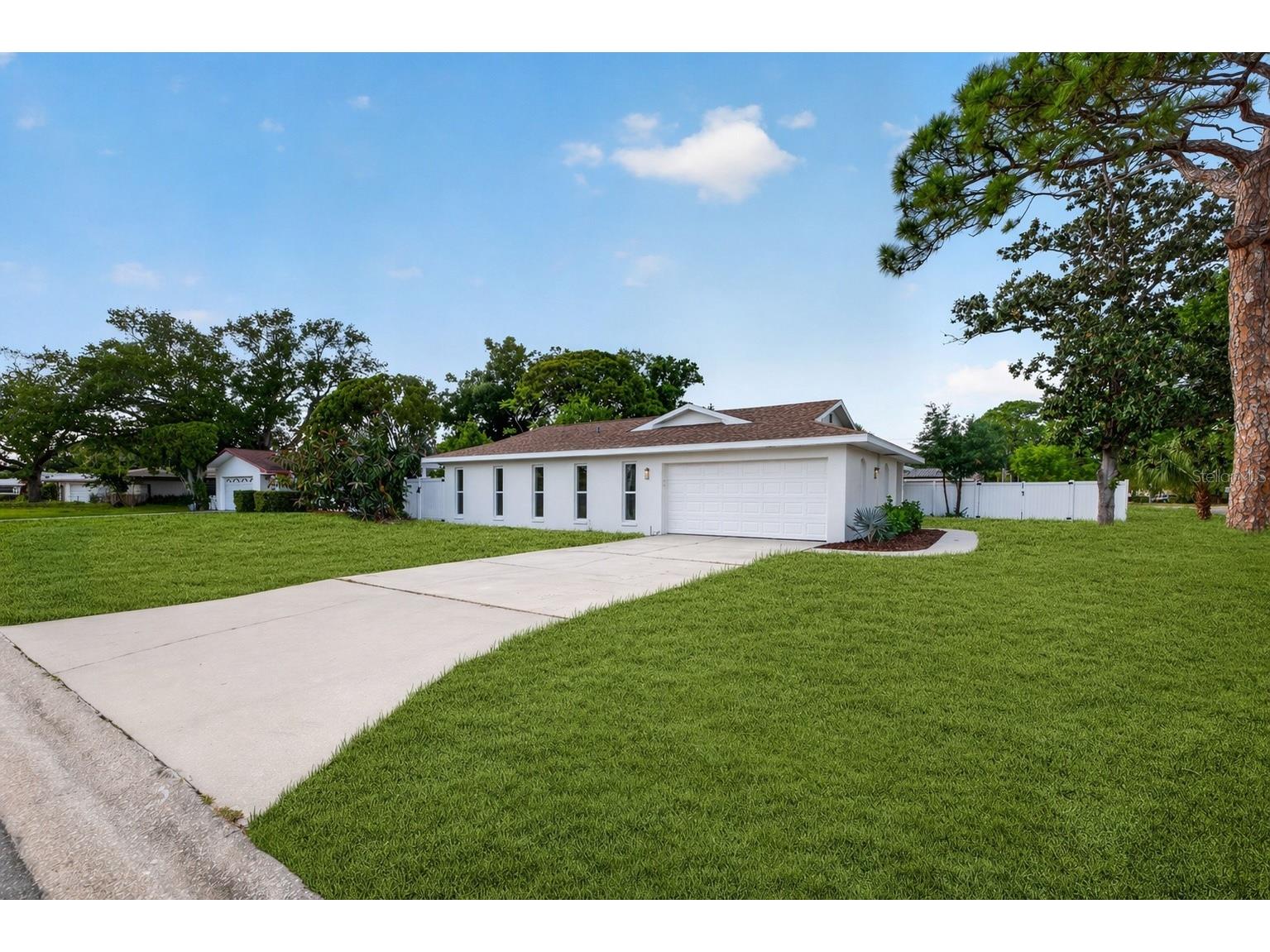 6649 Pinellas Point Drive S Saint Petersburg FL 33712 A4690826 image34