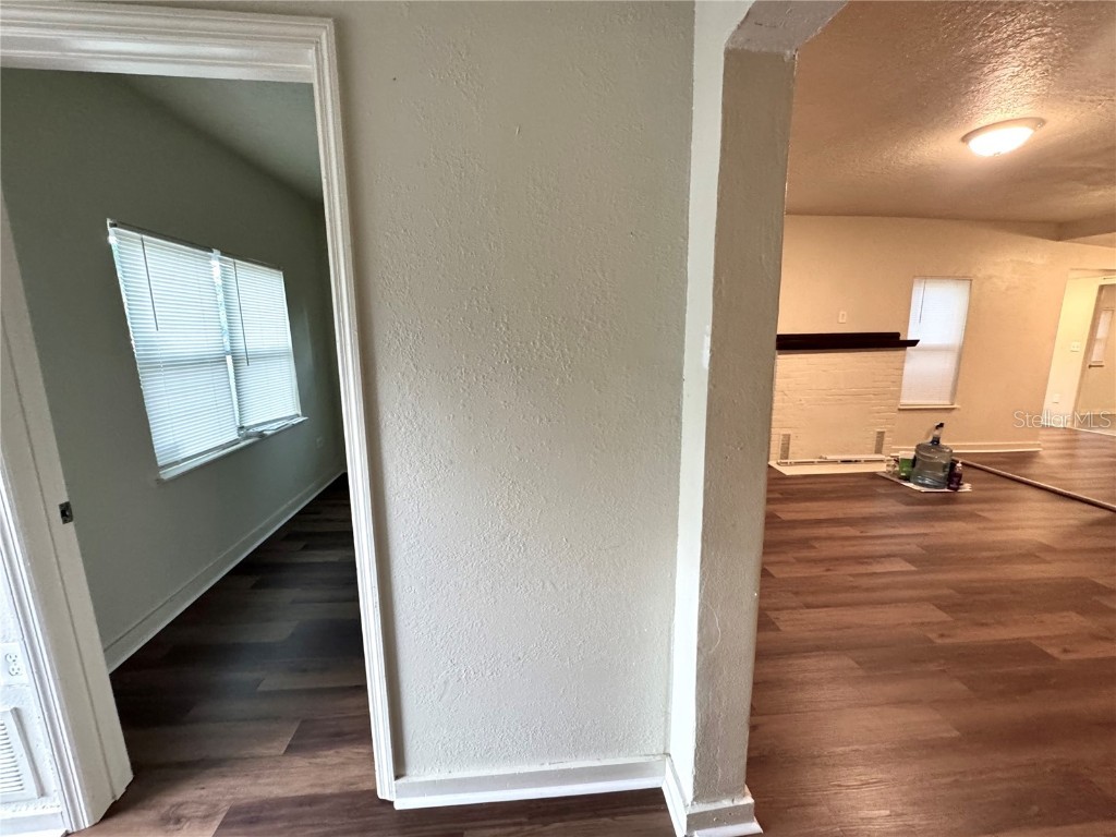 665 26th Avenue S Saint Petersburg FL 33705 TB8451115 image20