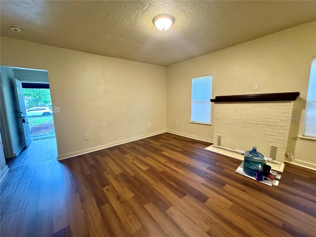 665 26th Avenue S Saint Petersburg FL 33705 TB8451115 image8